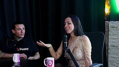 Come&ccedil_ou no porn&ocirc_, fez collab depois de vender punheta, a fam&iacute_lia foi dif&iacute_ Thumb