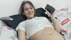 Follando con mi peque&ntilde_a hermanastra como regalo de amor. H.L. Thumb