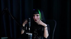 Decidiu investir em conte&uacute_do porn&ocirc_, foi chamada na dire&ccedil_&atilde_o da escola por  Thumb