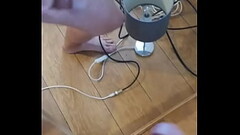 cum Thumb