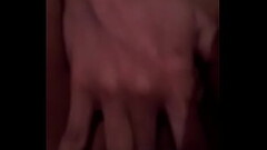Mujer caliente se masturba para exitar hombres Thumb