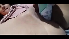 Ella penetrandose sola Thumb