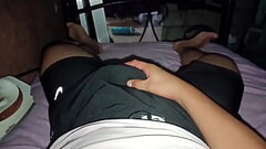 Frotando mi bulto Thumb