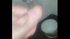 Ali Thumb