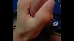 Chico cachondo se masturba Thumb