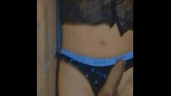 femboy moviendo el culo para ti Thumb