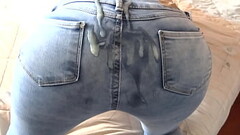 Great cumshot on my ass with jeans on, I love having my whole body bathed in milk Thumb